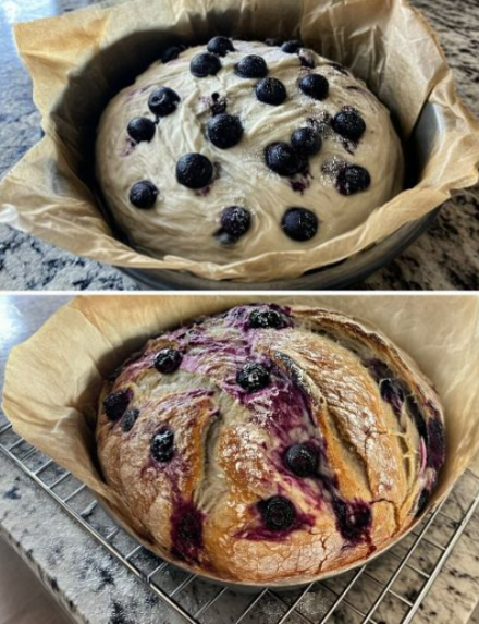 Chleb z serkiem śmietankowym i jagodami