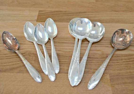 Jak wyczyścić zmatowiałe srebro w kilka sekund.